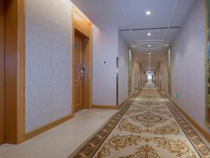 vienna hotel zhangzhou jiaomei wanyi square store
