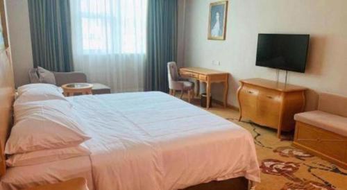 vienna hotel guangdong huizhou lilin north railway station