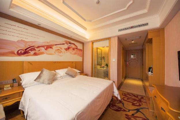 vienna international hotel chenzhou wuling square shop