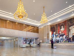 vienna international hotel guangdong yunfu emerging new city plaza store
