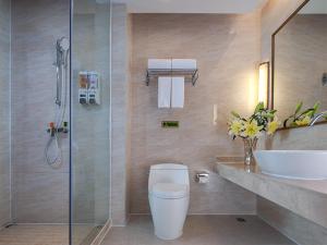 vienna international hotel guangdong yunfu emerging new city plaza store