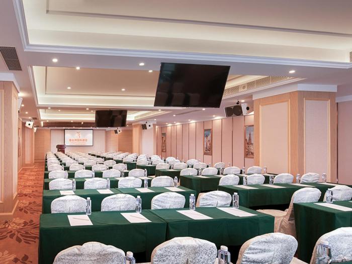 vienna international hotel guangdong yunfu emerging new city plaza store