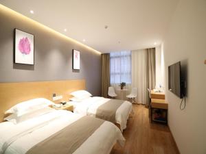shell xinzheng airport port huaxia avenue hotel