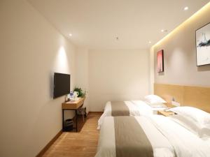 shell xinzheng airport port huaxia avenue hotel