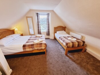 roy bridge hotel