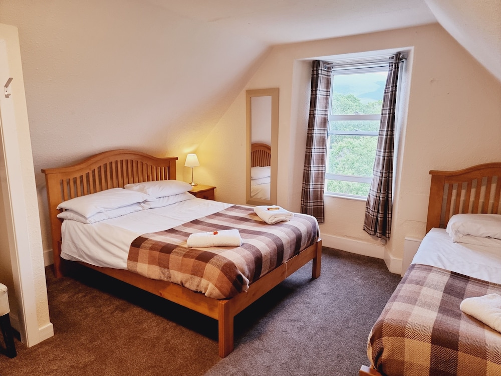roy bridge hotel
