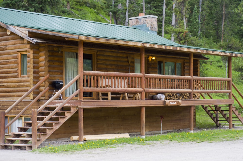 320 guest ranch