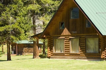 320 guest ranch