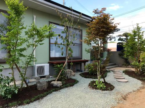 yuuwa guesthouse