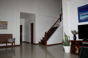 palompon kalanggaman liezels bandb