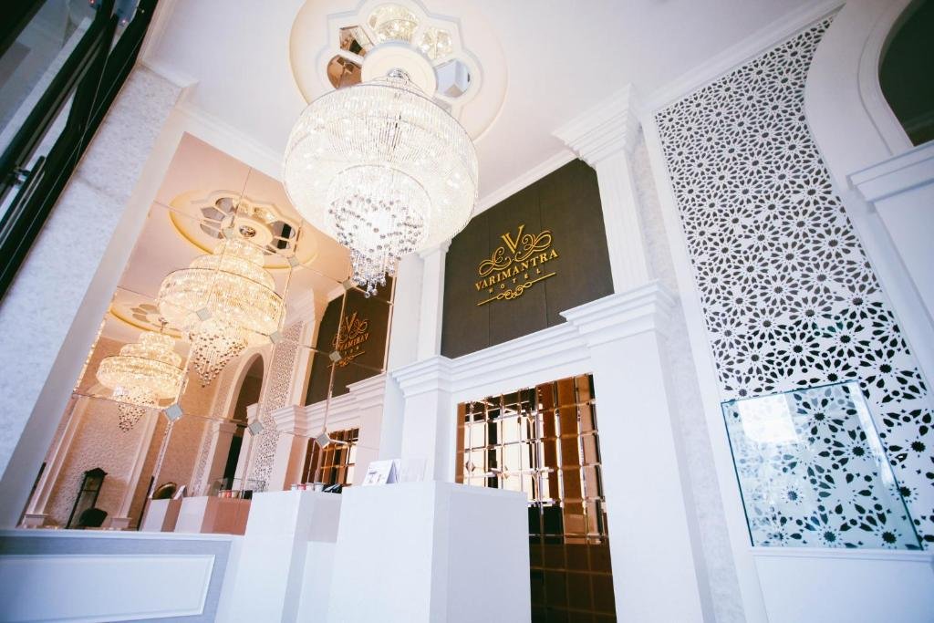 Varimantra Hotel,Nakhon Pathom>>Bangkok,3 star