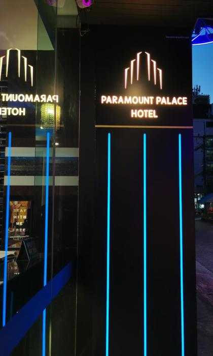 paramount palace hotel dannok