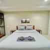 the gun hotel 8