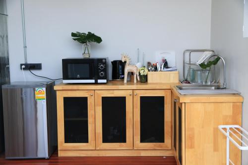 goodnight chiang mai gate