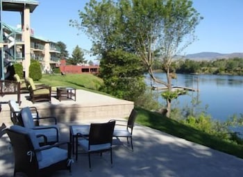 riverland inn and suites