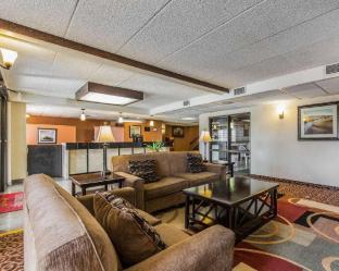 econo lodge billings