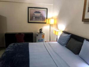 hotel mallika company sl