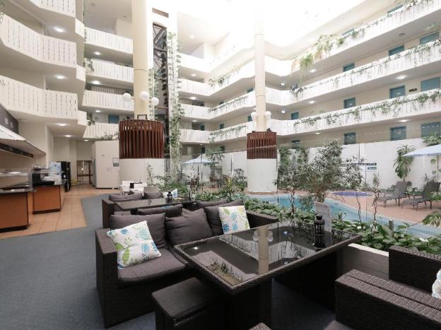 atrium hotel mandurah