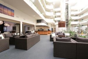 atrium hotel mandurah