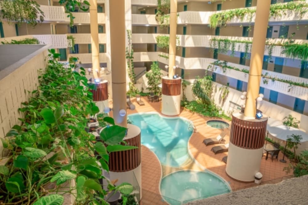 atrium hotel mandurah