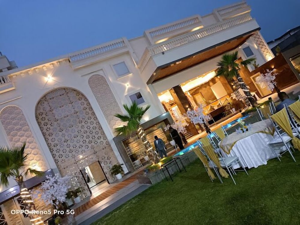 jb innovations yash lawn and banquets