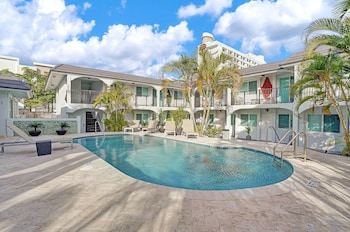 Ra Suites By Designedvr,,0 star