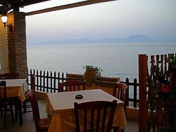 castella beach