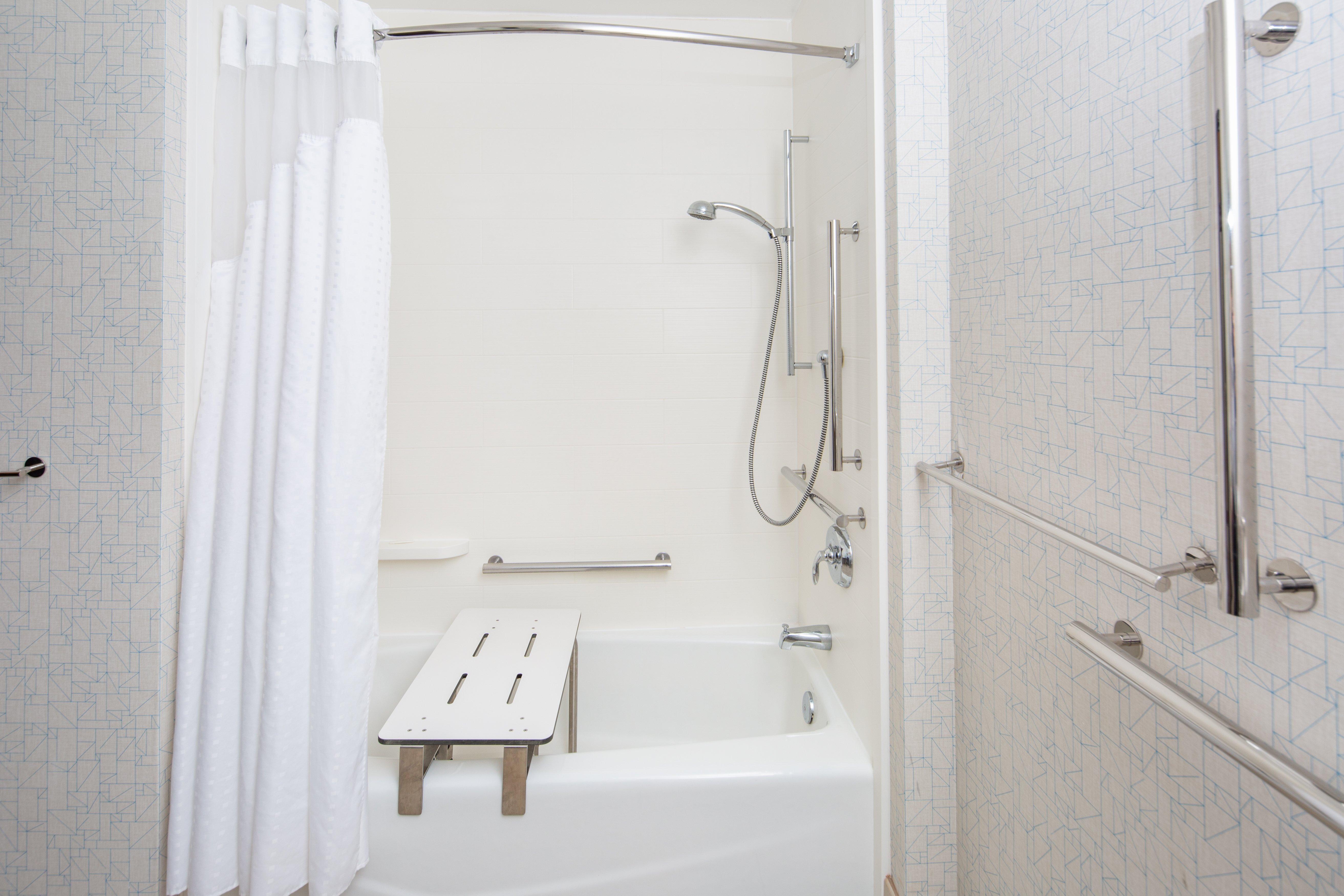 holiday inn express hotel and suites bishop by ihg