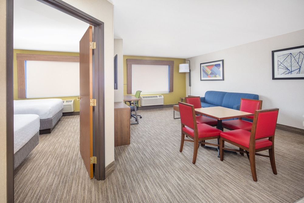 holiday inn express hotel and suites bishop by ihg
