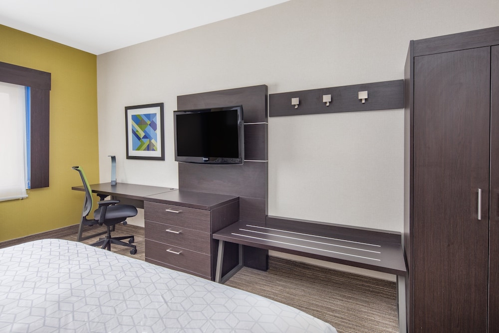 holiday inn express hotel and suites bishop by ihg
