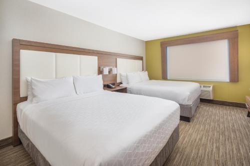 holiday inn express hotel and suites bishop by ihg