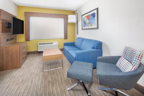 holiday inn express hotel and suites bishop by ihg