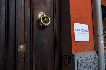 onlyrooms iii piazza jenne
