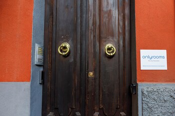 onlyrooms iii piazza jenne