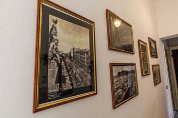 onlyrooms iii piazza jenne