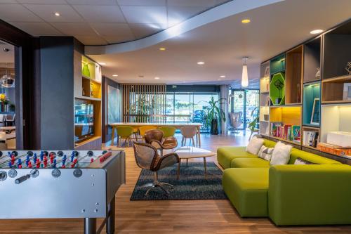 holiday inn toulouse airport by ihg