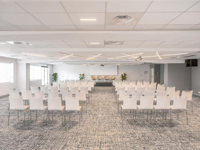 holiday inn toulouse airport by ihg