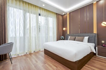 bbq villa and hostel ha long