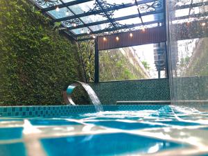 bbq villa and hostel ha long