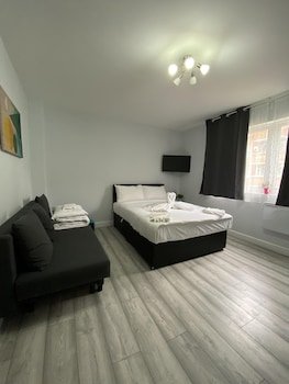 citymax aldgate studios