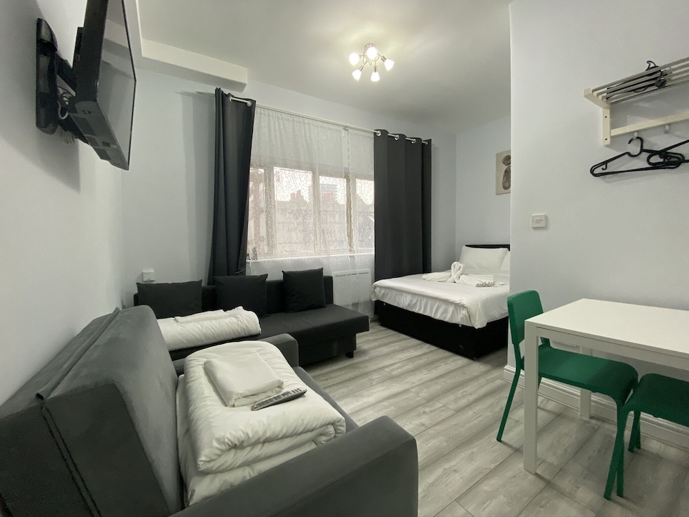citymax aldgate studios