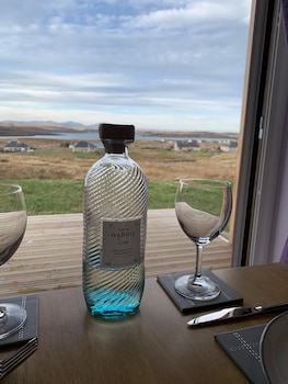 hebridean holiday cabins