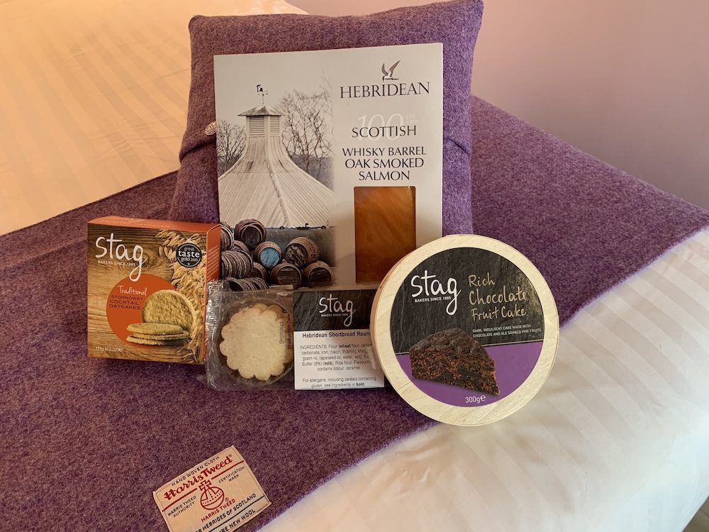 hebridean holiday cabins