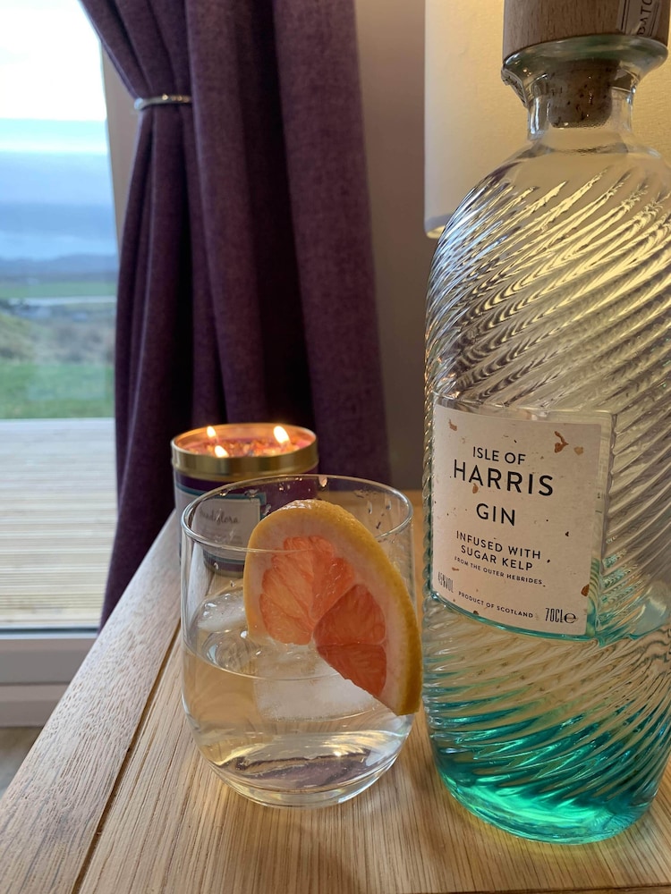 hebridean holiday cabins