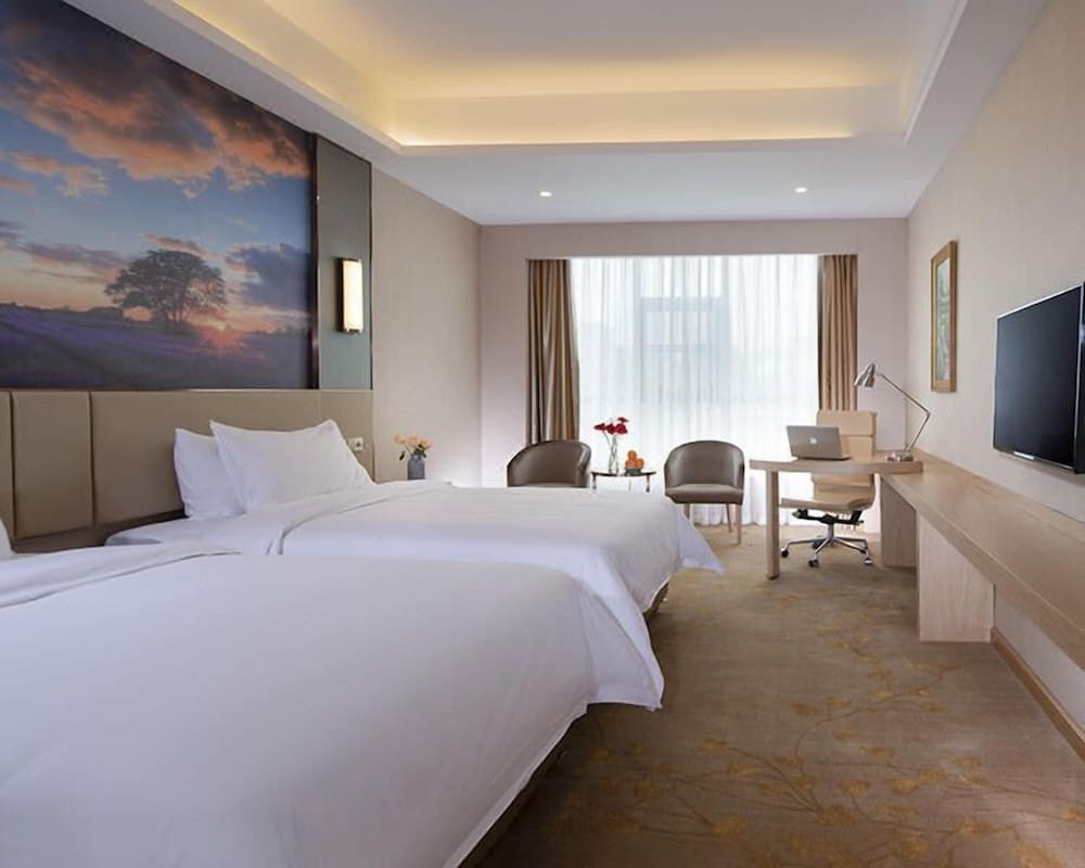 vienna hotel jinshan road yiyang