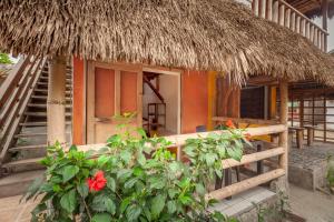 la casa mompiche