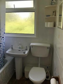 2 bedroom chalet near the beach