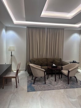 gold inn hotel