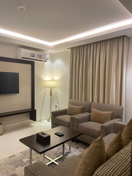 gold inn hotel
