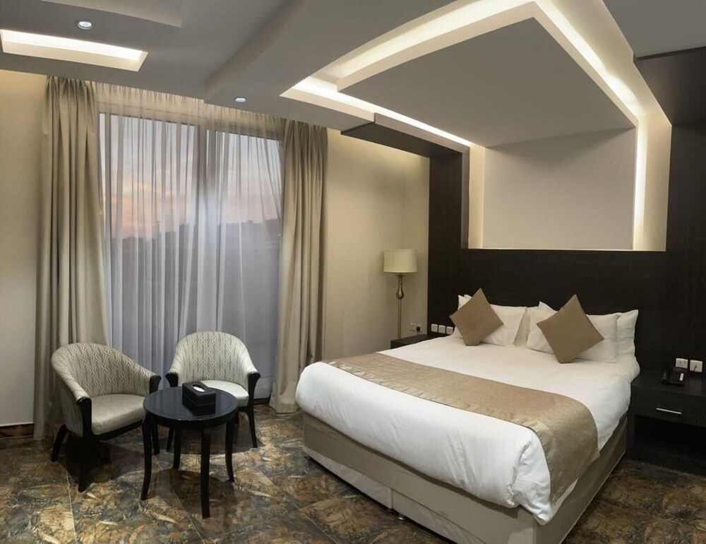 gold inn hotel